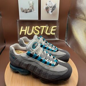 NIKE AIR VAPORMAX 95’ LOW SNEAKER NEO-TURQUOISE/GREY/BLACK MENS SIZE 8